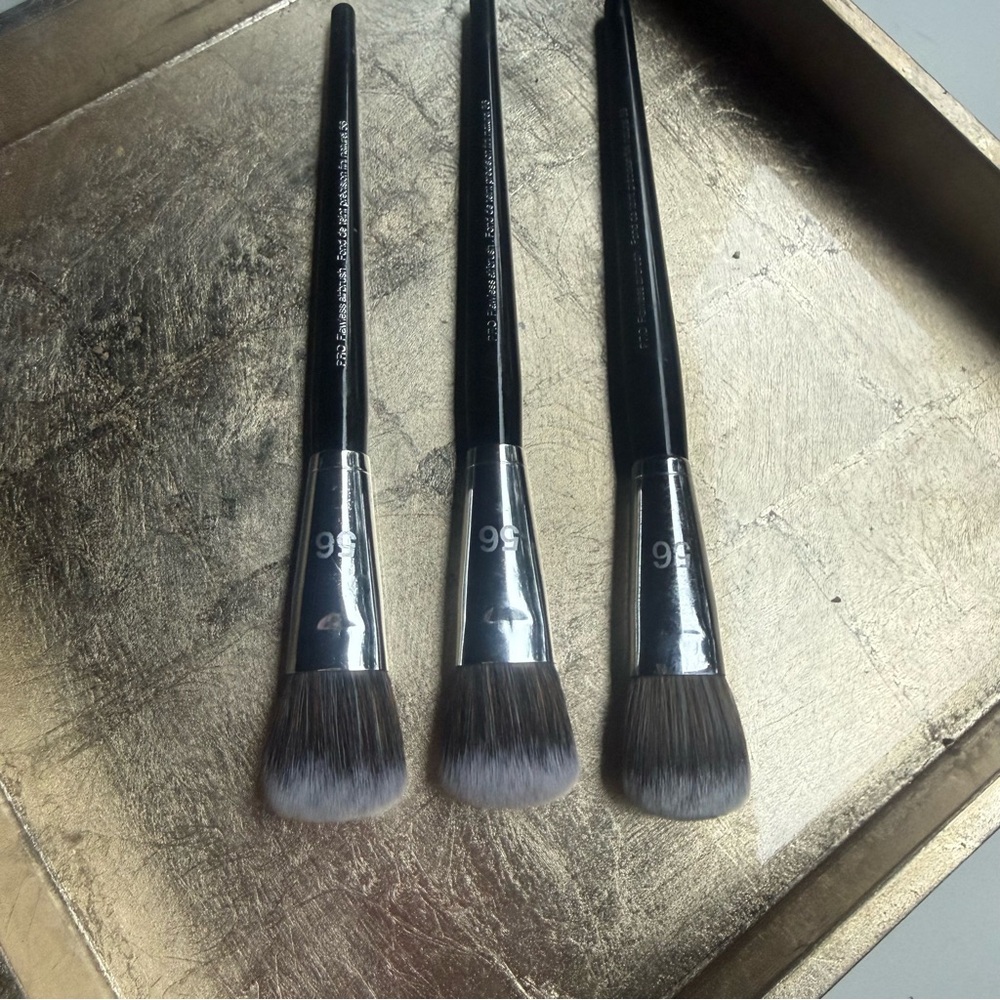 Sephora #56 Foundation Brush Bundle